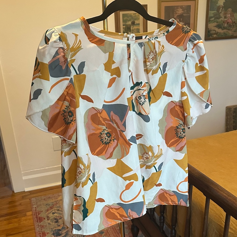 Elegant Floral Women's Blouse